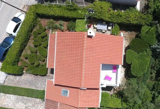 Mala Punta Skala Villa *