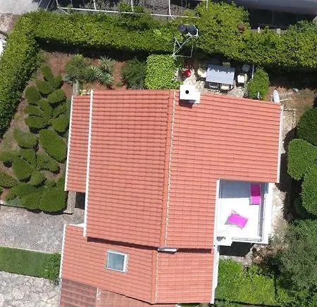 Mala Punta Skala Villa *