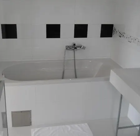 Mala Punta Skala Vila